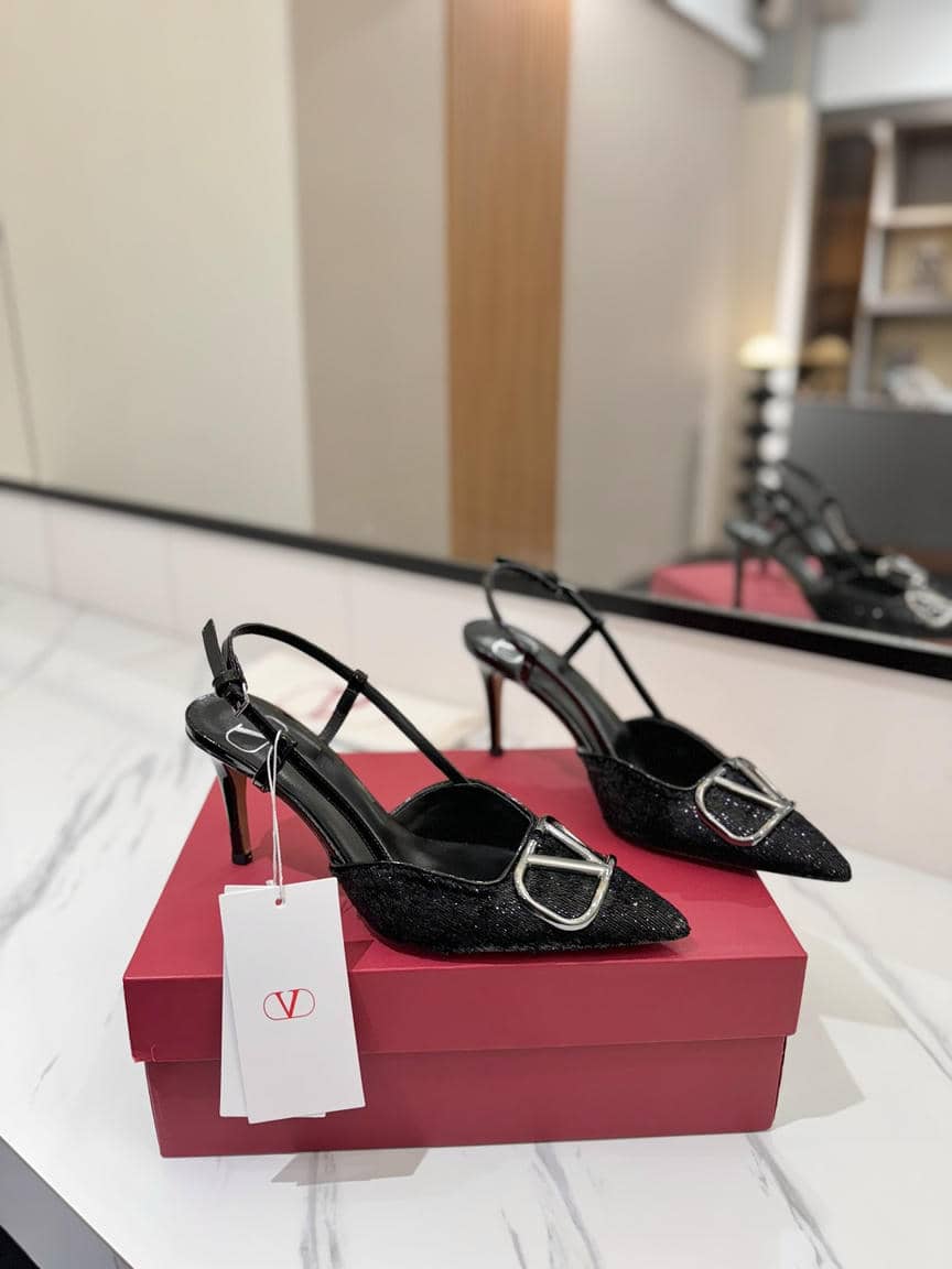 Valentino Sandal4